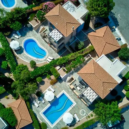 Aphrodite Amorosa Villa